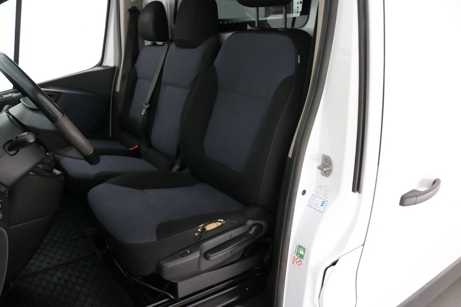 Opel Vivaro vaihtoauto