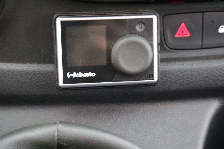 Opel Vivaro vaihtoauto