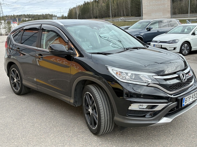 Honda CR-V vaihtoauto