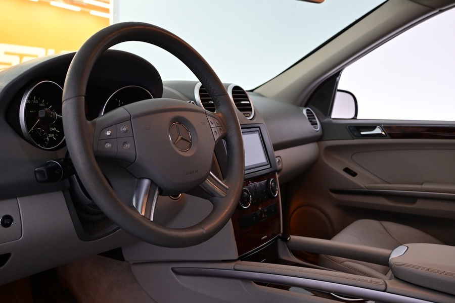 Mercedes-Benz ML vaihtoauto