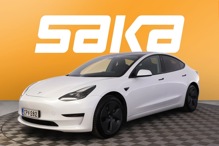 Tesla Model 3 vaihtoauto