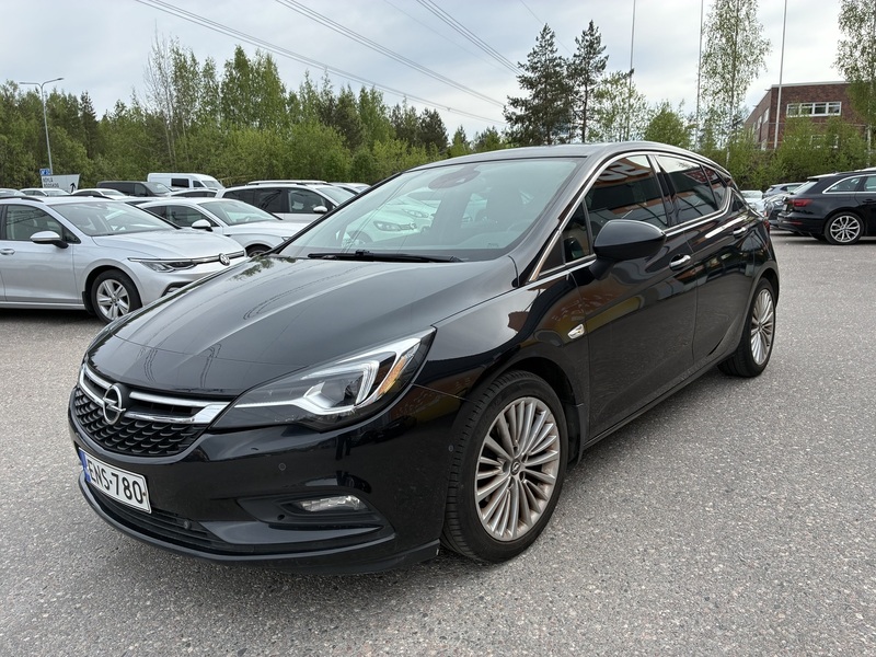 Opel Astra vaihtoauto