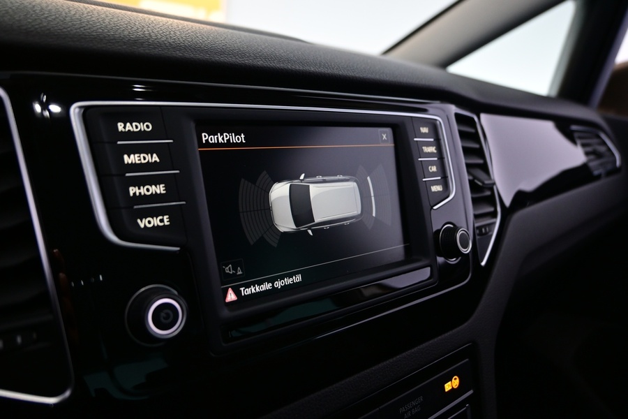 Volkswagen Golf Sportsvan vaihtoauto