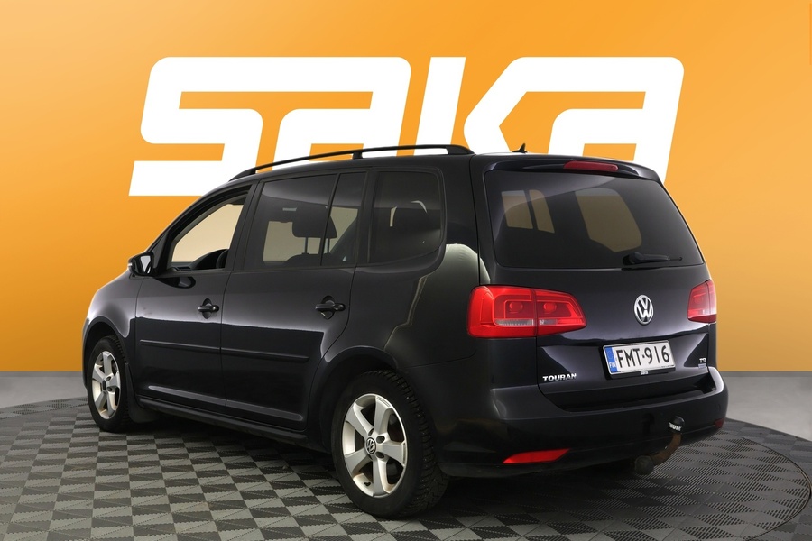 Volkswagen Touran vaihtoauto