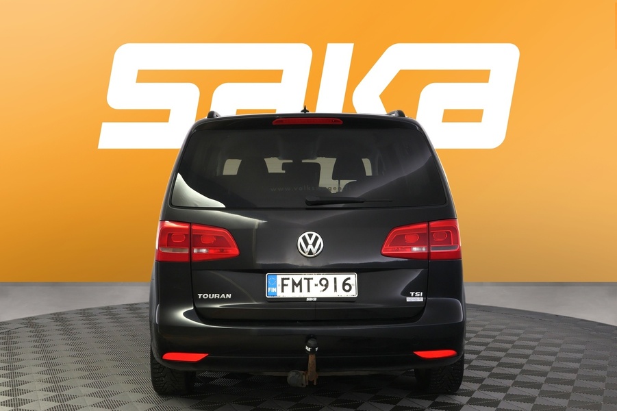 Volkswagen Touran vaihtoauto