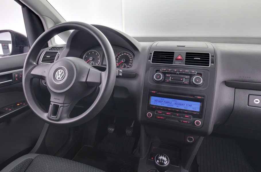 Volkswagen Touran vaihtoauto
