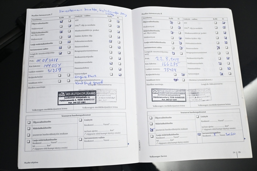 Volkswagen Touran vaihtoauto