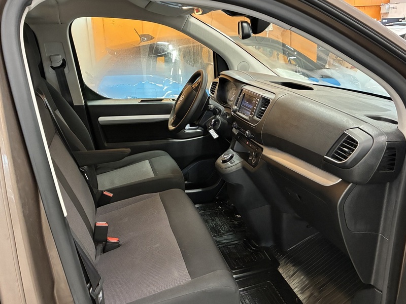 Toyota Proace Verso vaihtoauto