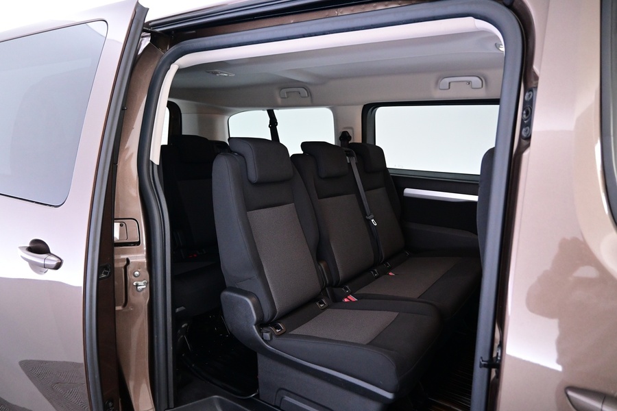 Toyota Proace Verso vaihtoauto