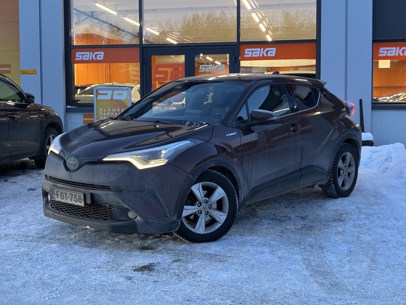 Toyota C-HR vaihtoauto