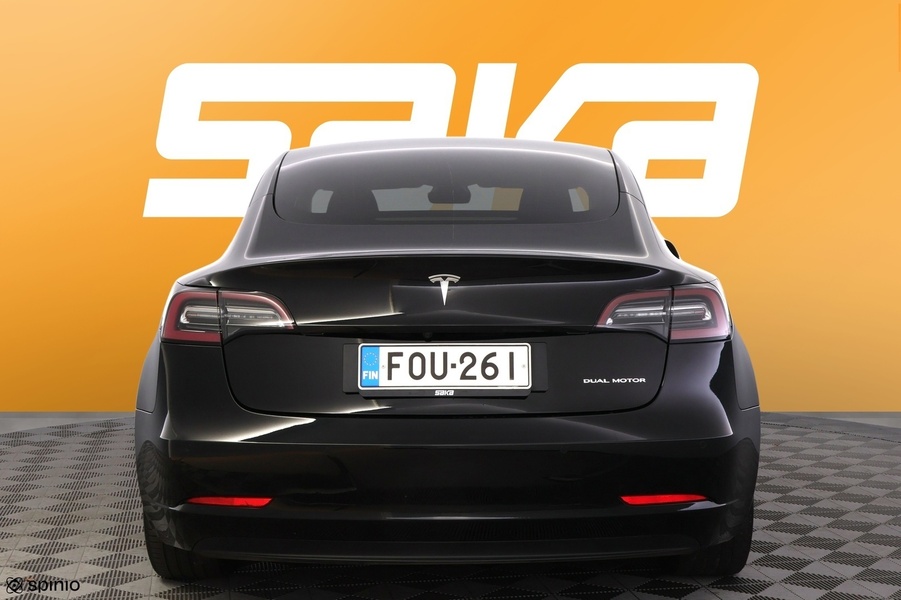 Tesla Model 3 vaihtoauto