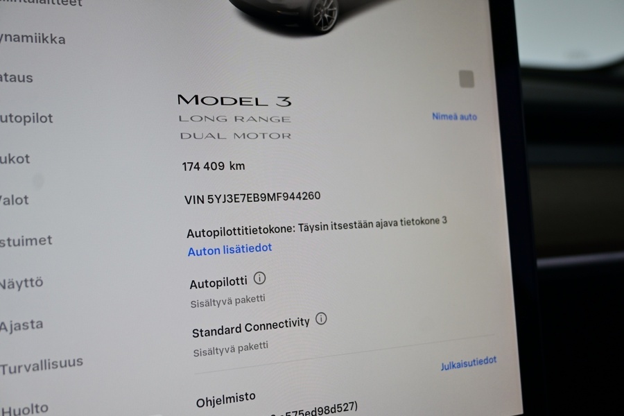 Tesla Model 3 vaihtoauto