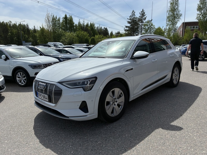 Audi e-tron vaihtoauto