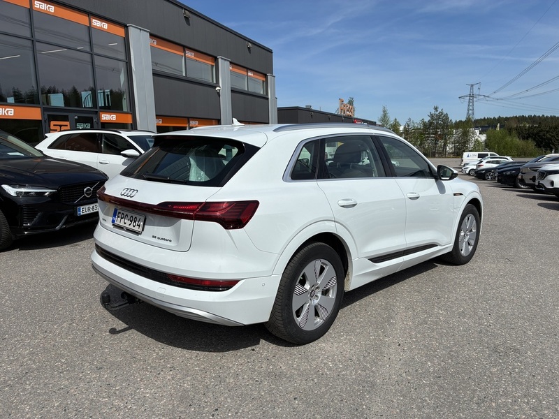 Audi e-tron vaihtoauto