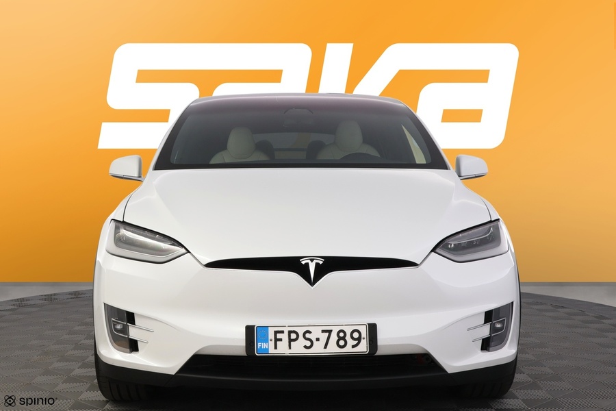 Tesla Model X vaihtoauto