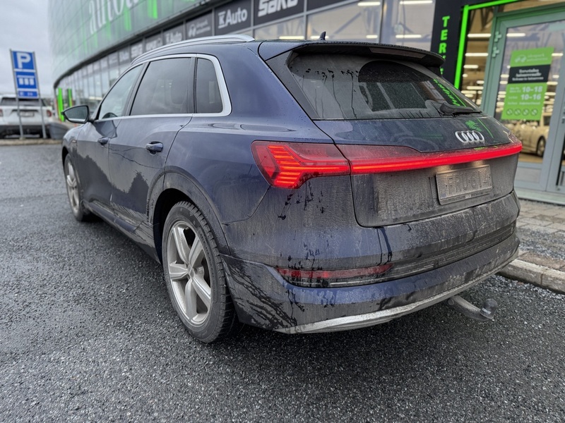 Audi e-tron vaihtoauto