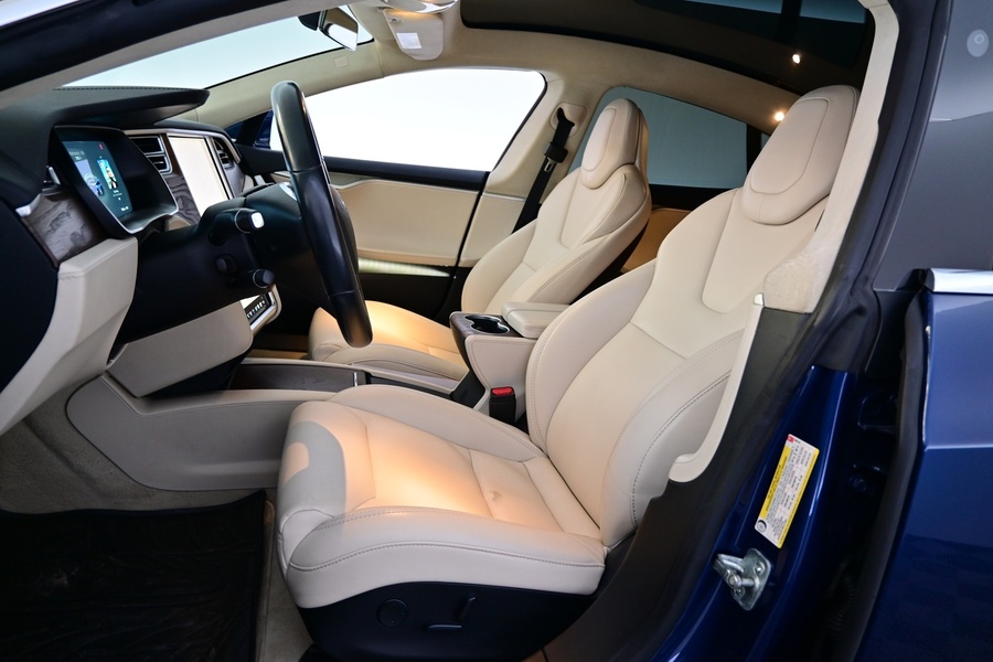 Tesla Model S vaihtoauto