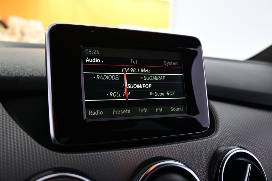 Mercedes-Benz B vaihtoauto