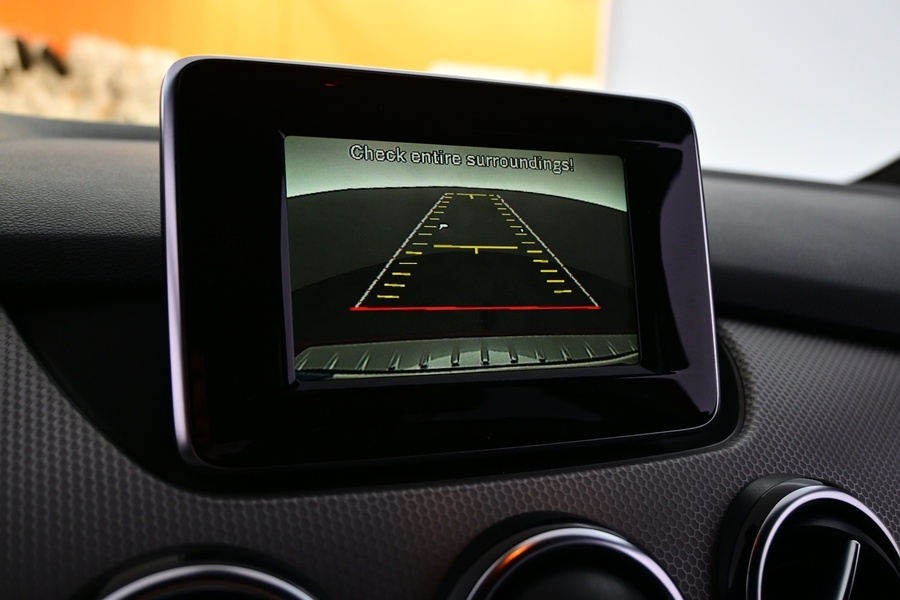 Mercedes-Benz B vaihtoauto