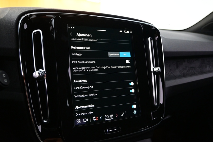 Volvo XC40 vaihtoauto