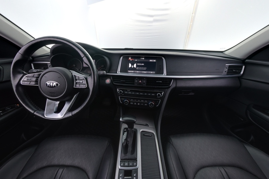 Kia Optima vaihtoauto