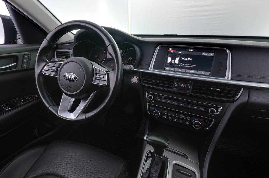 Kia Optima vaihtoauto