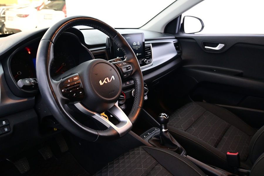 Kia Rio vaihtoauto