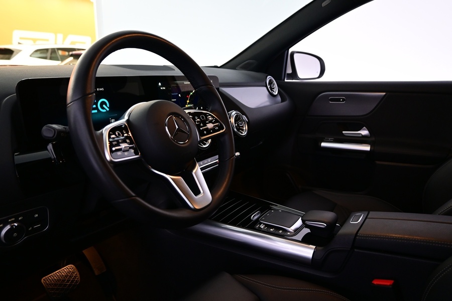 Mercedes-Benz EQA vaihtoauto