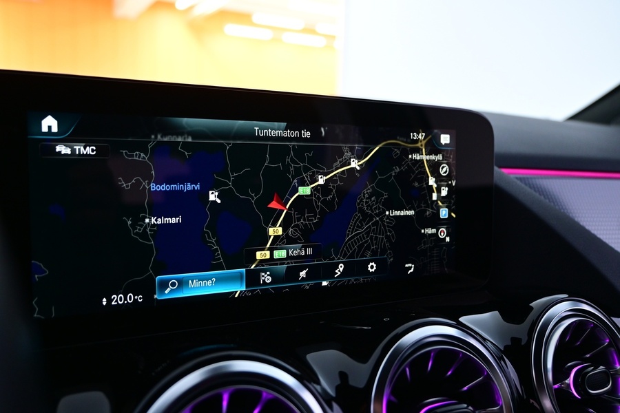 Mercedes-Benz EQA vaihtoauto