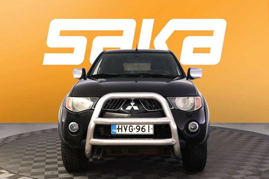 Mitsubishi L200 vaihtoauto