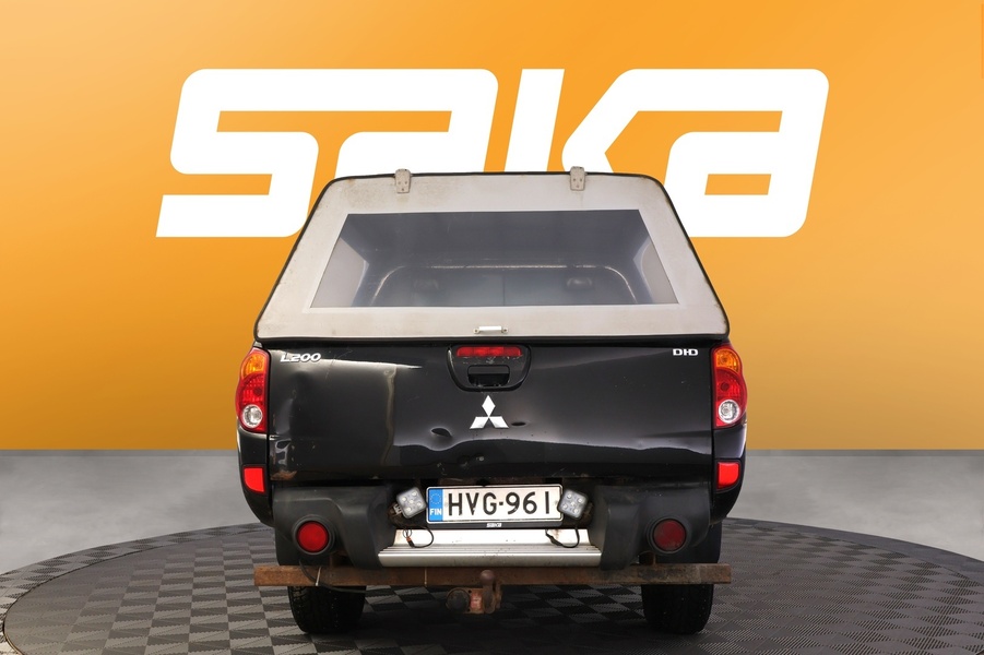 Mitsubishi L200 vaihtoauto