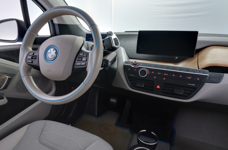 BMW i3s vaihtoauto