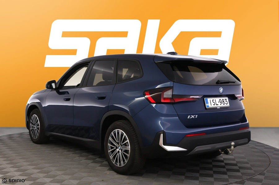 BMW iX1 vaihtoauto