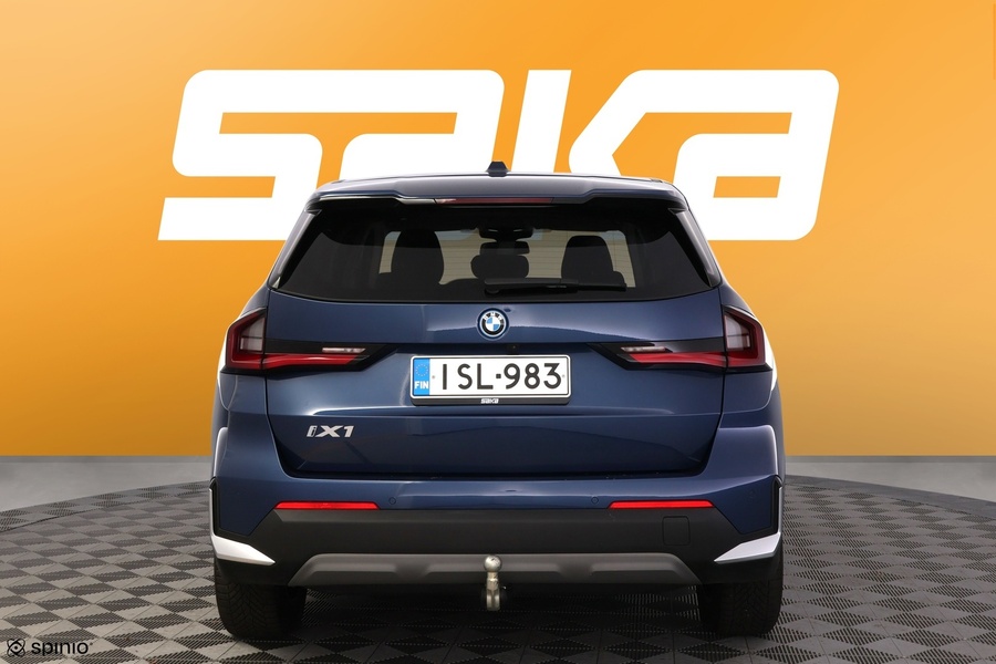 BMW iX1 vaihtoauto