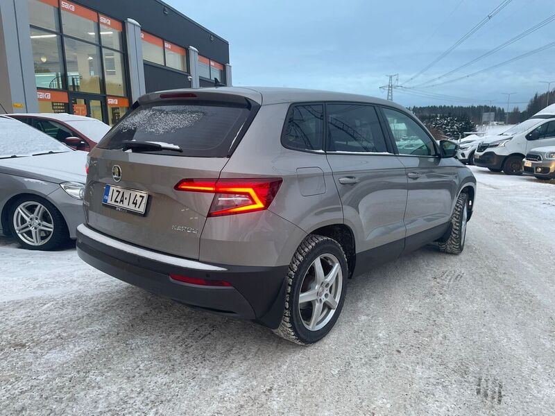 Skoda Karoq vaihtoauto