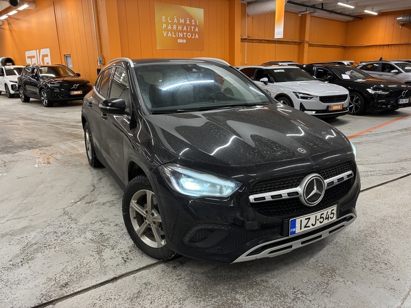 Mercedes-Benz GLA vaihtoauto