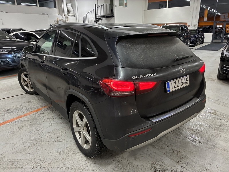 Mercedes-Benz GLA vaihtoauto