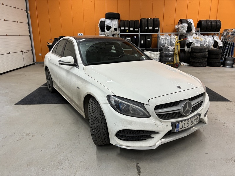 Mercedes-Benz C vaihtoauto