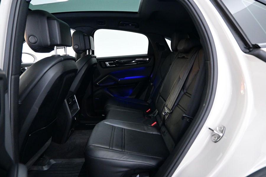 Porsche Cayenne vaihtoauto