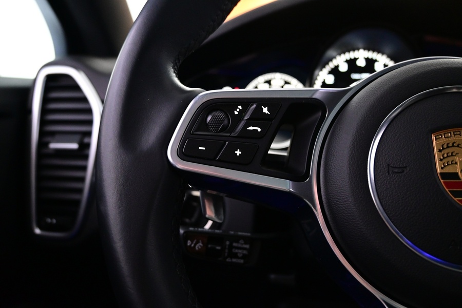 Porsche Cayenne vaihtoauto