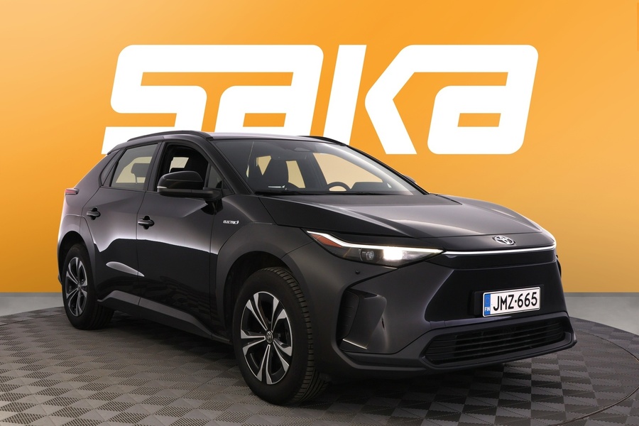 Toyota bZ4X vaihtoauto