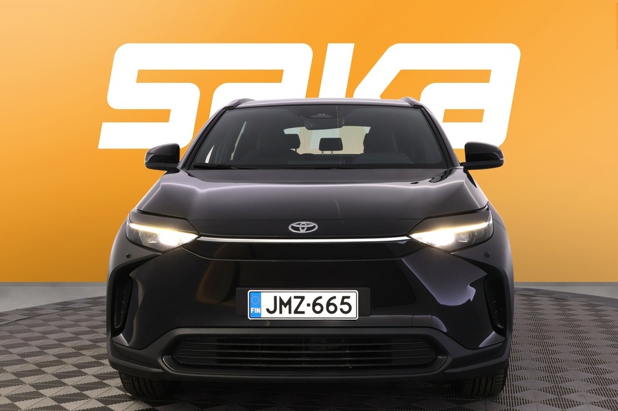 Toyota bZ4X vaihtoauto