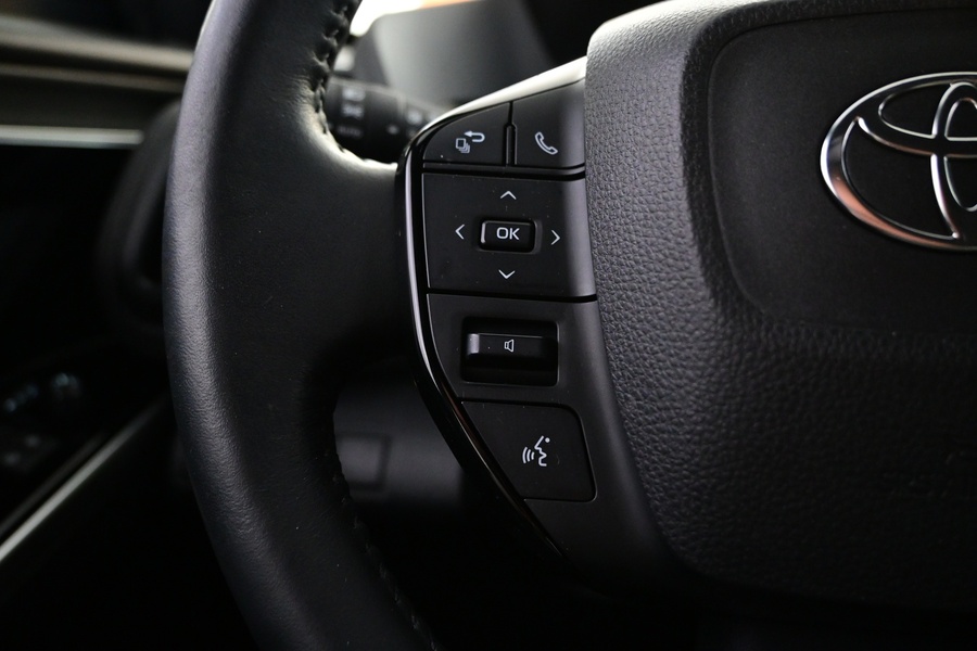 Toyota bZ4X vaihtoauto