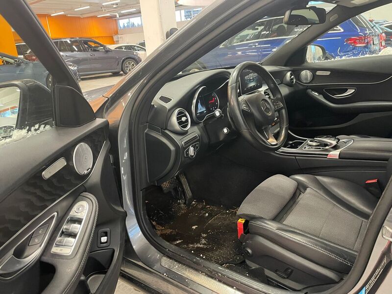 Mercedes-Benz C vaihtoauto
