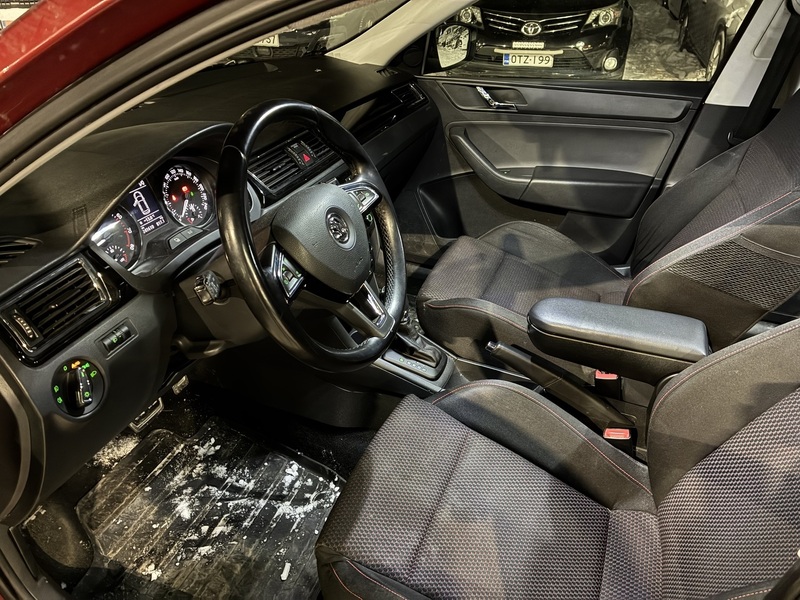 Skoda Rapid vaihtoauto