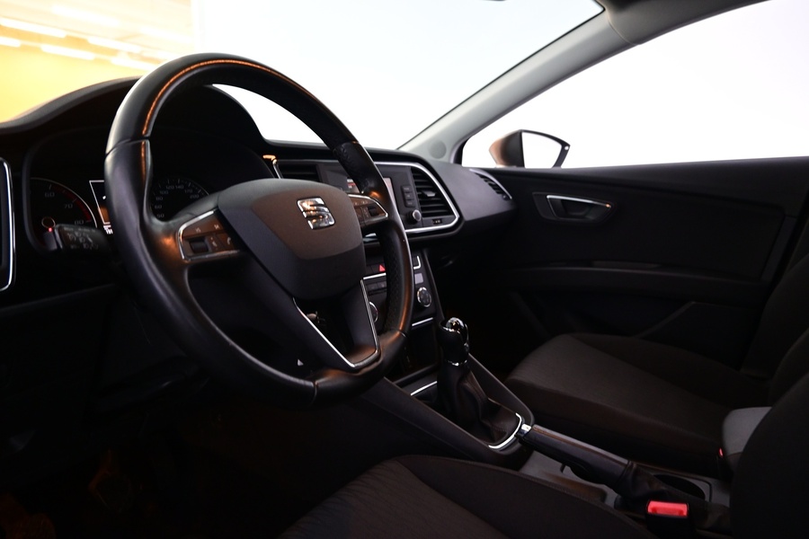 SEAT Leon ST vaihtoauto