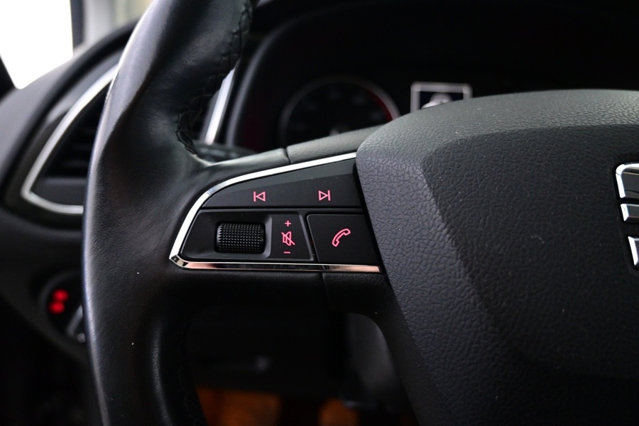 SEAT Leon ST vaihtoauto