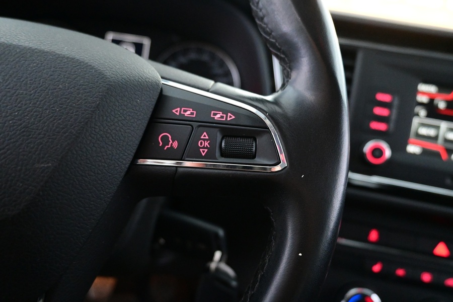 SEAT Leon ST vaihtoauto