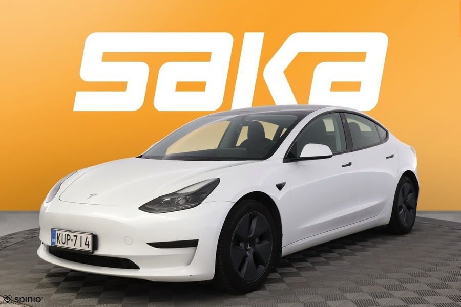 Tesla Model 3 vaihtoauto