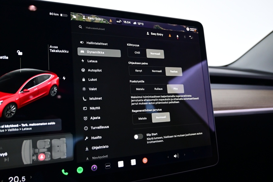 Tesla Model 3 vaihtoauto